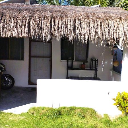 Lunazul Eco-Cabana Frente Al Mar マアウアル エクステリア 写真