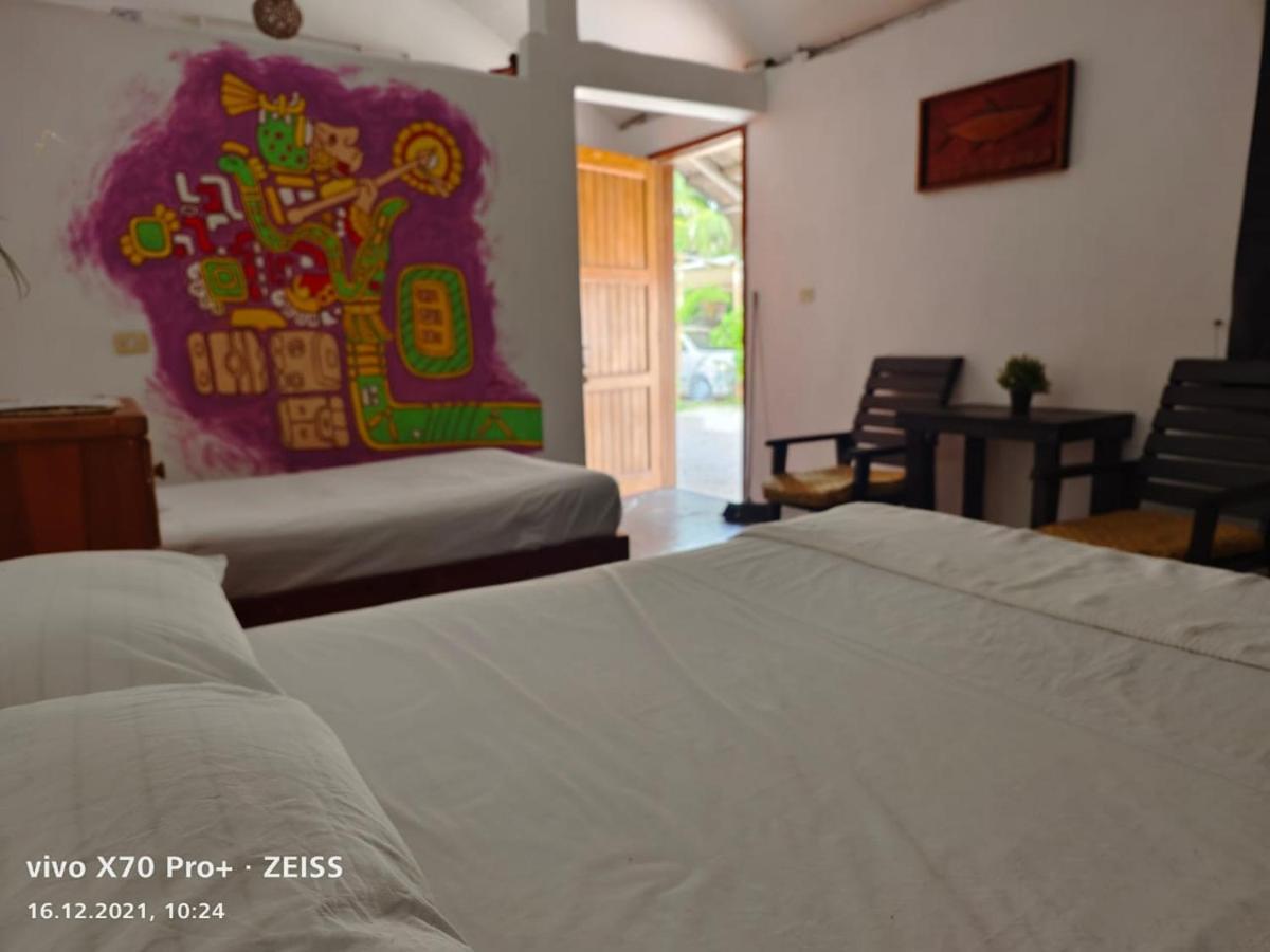 Lunazul Eco-Cabana Frente Al Mar マアウアル エクステリア 写真