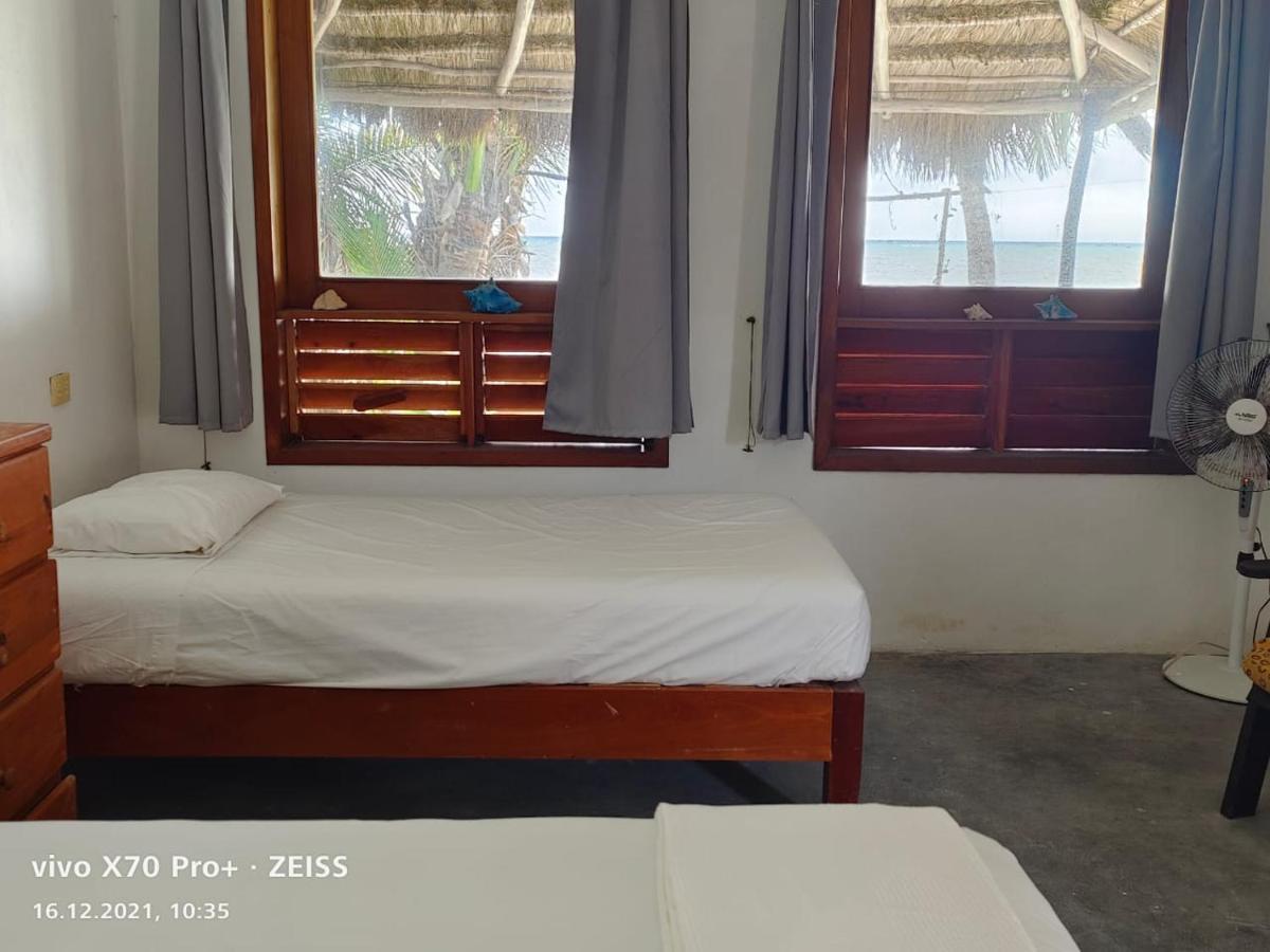 Lunazul Eco-Cabana Frente Al Mar マアウアル エクステリア 写真