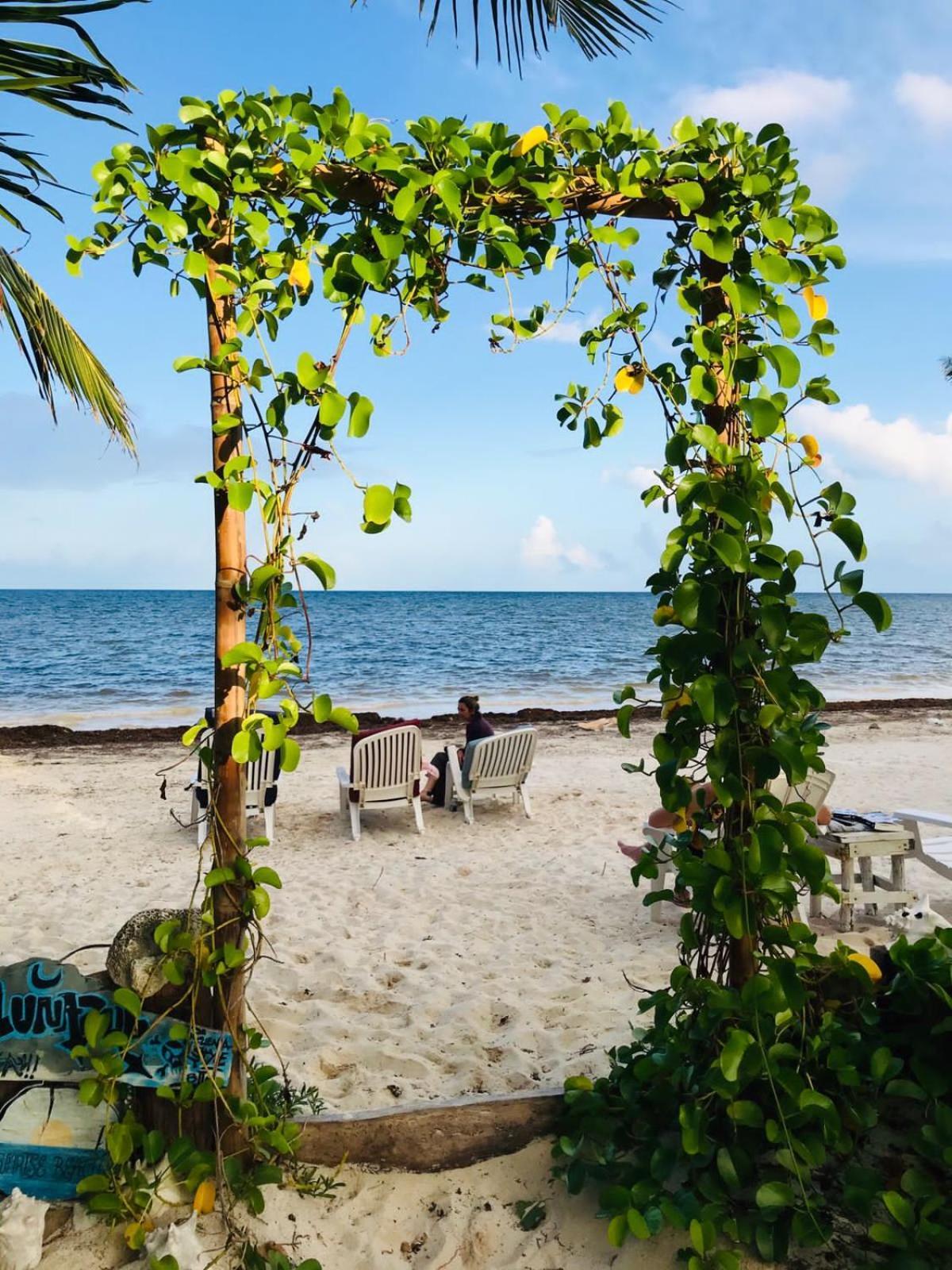 Lunazul Eco-Cabana Frente Al Mar マアウアル エクステリア 写真